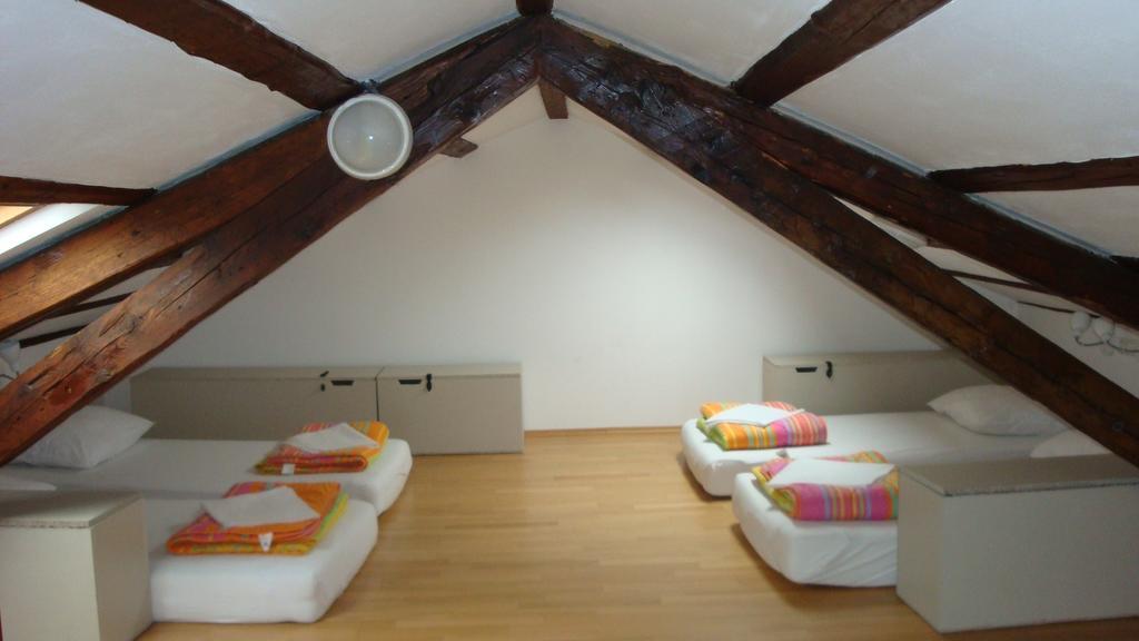 Hostel Alieti Изола Номер фото