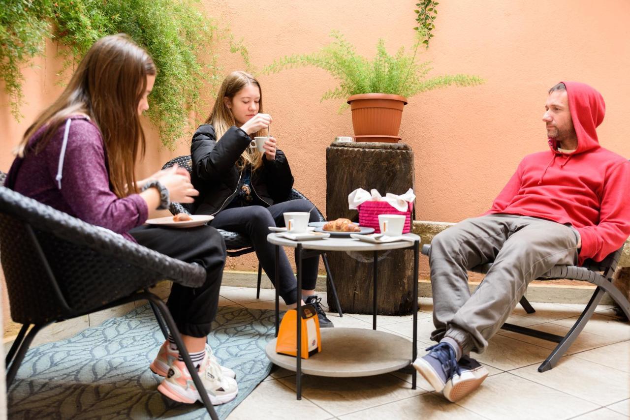Hostel Alieti Изола Экстерьер фото